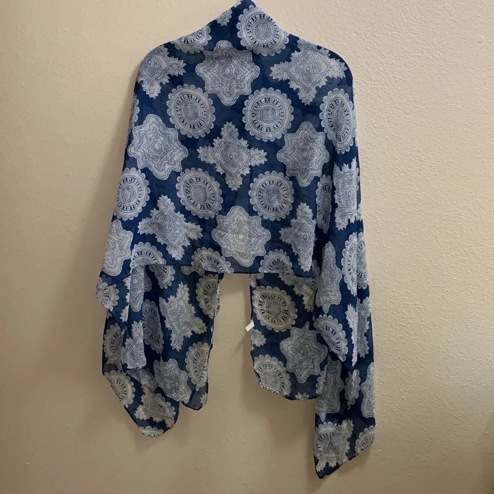Silk Medallion Scarf Shawl Patriotic 4th of July Viscose Blue and White